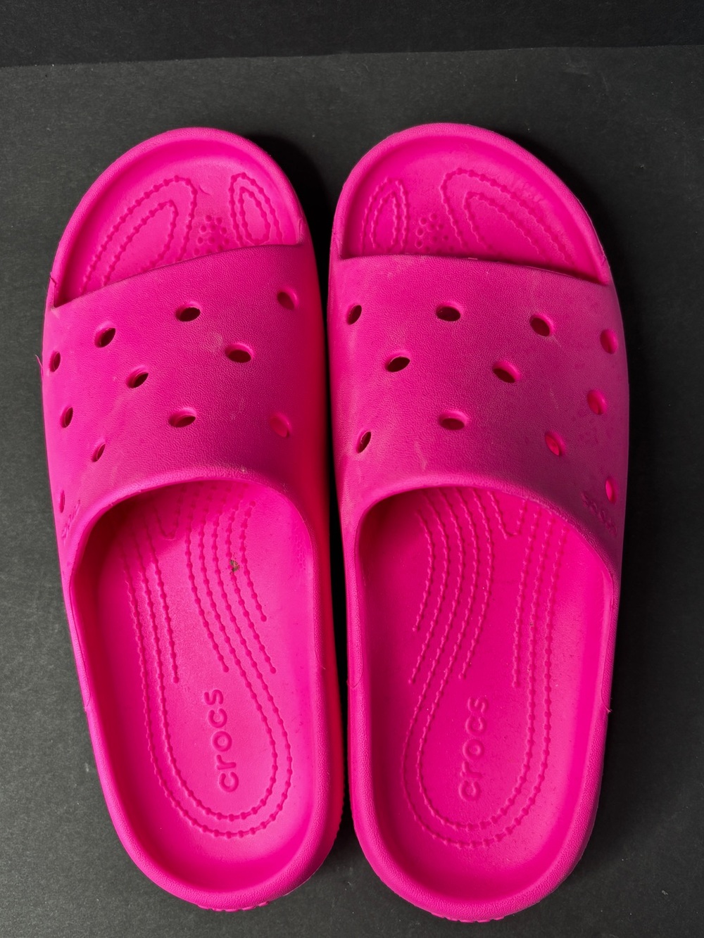 CROCS Bold Pink Slip-On Clog